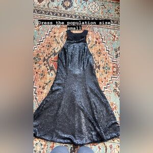 Dress the population size small